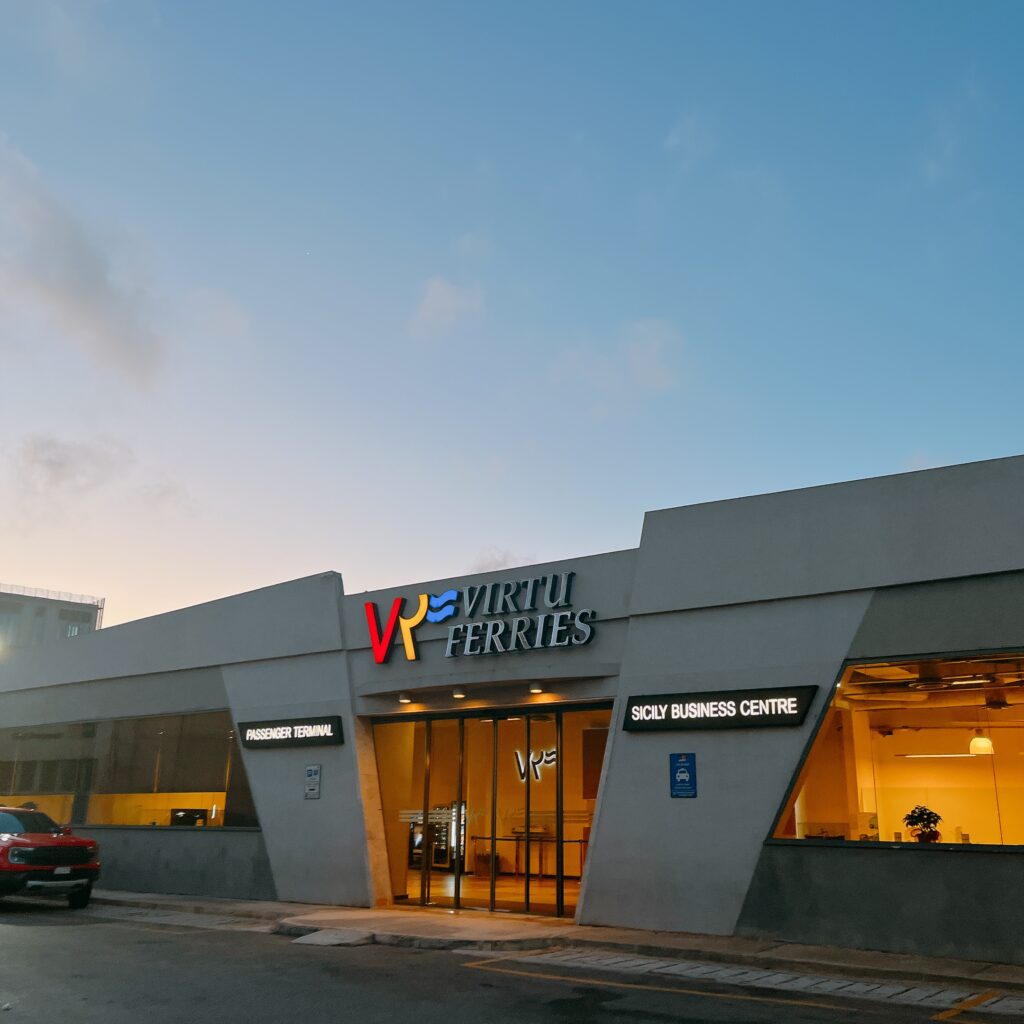 マルタ　フェリー　イタリア