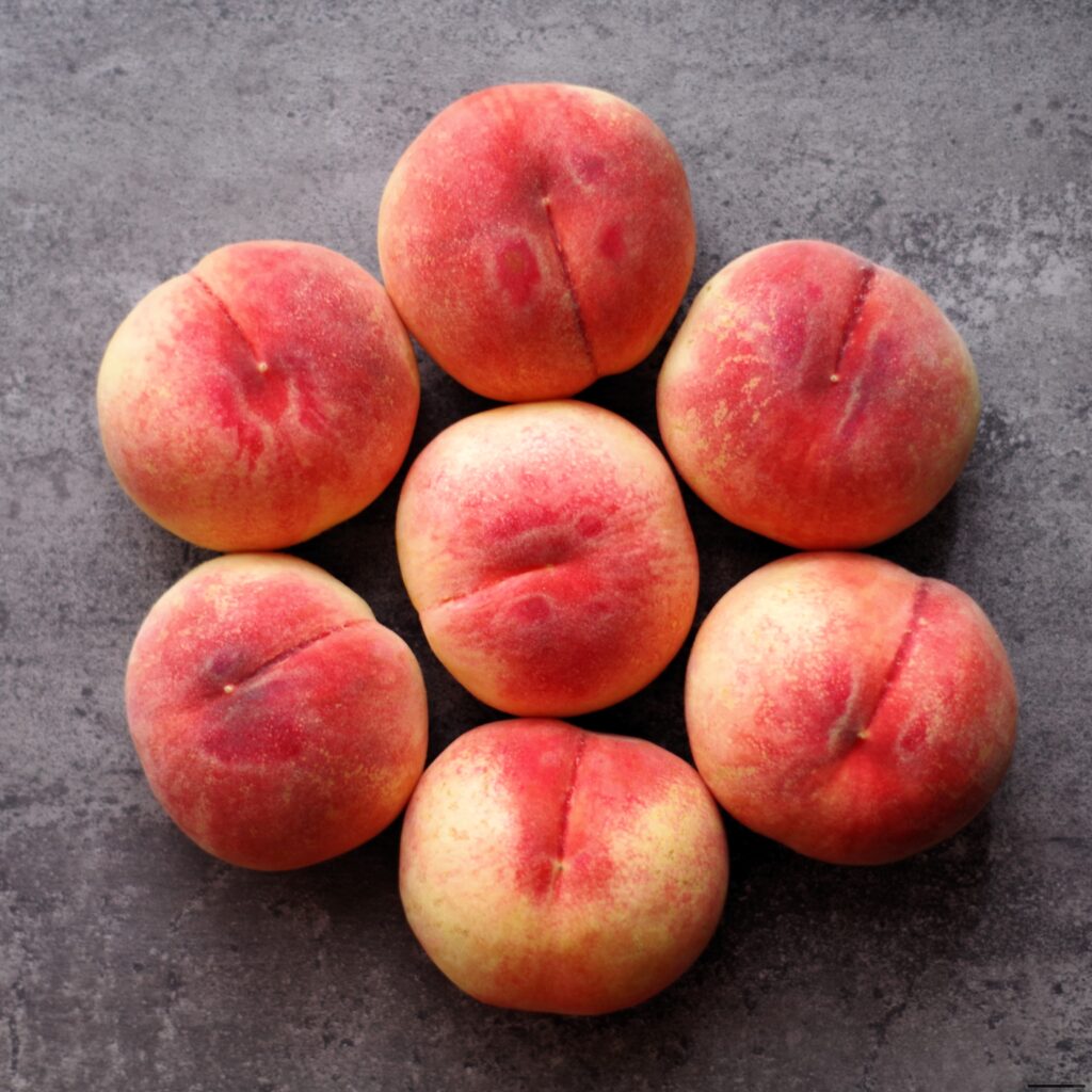 金沢の桃　上から
