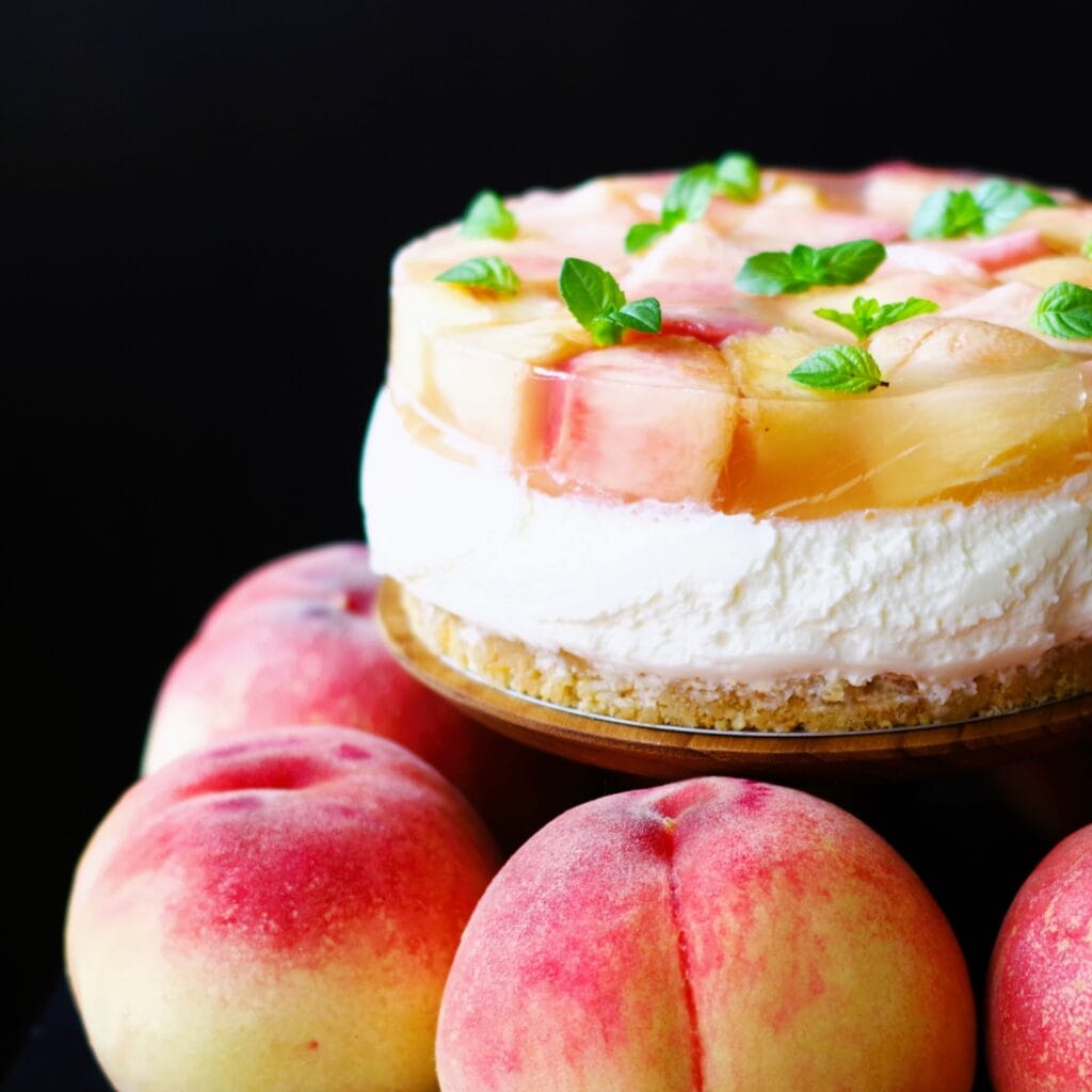 桃のレアチーズタルト、金沢の桃