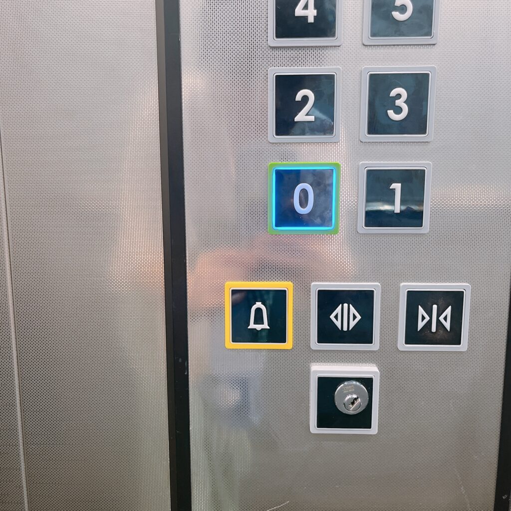 マルタ エレベーター