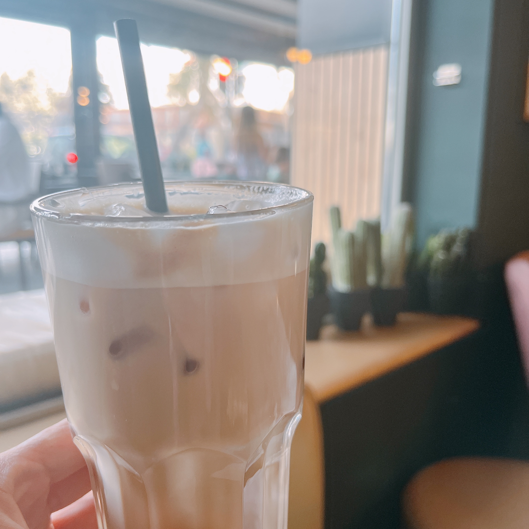 マルタ　カフェ　ラテ