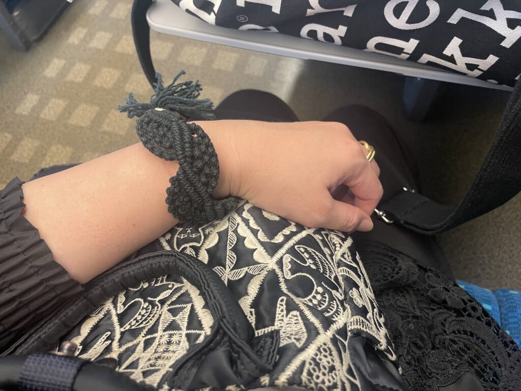 40代女性の2025年8月中旬コーデの足元写真【その3】