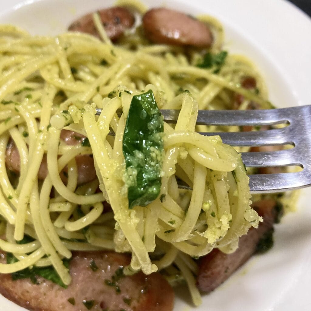 LEE100人隊が作った、ジェノベーゼのパスタ