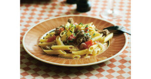 トマトで軽やかな味わいに！「ちぎりミートボール入りトマトペンネ」レシピ／近藤幸子さん