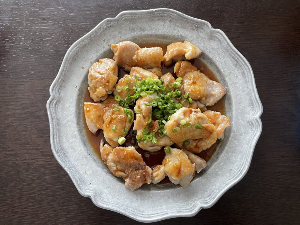 ぐっち夫婦のレシピ「チキンソテー　オイスター照り焼きソース」を40代主婦が作ってみた写真【その1】