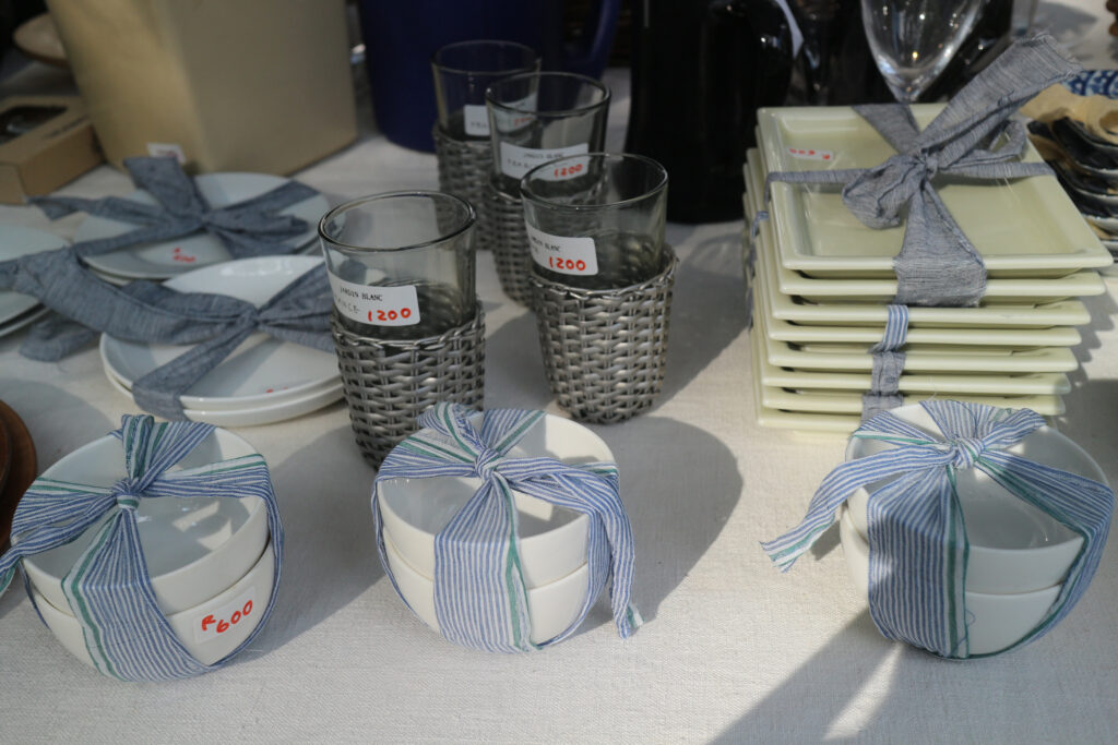 ガレージセール　器