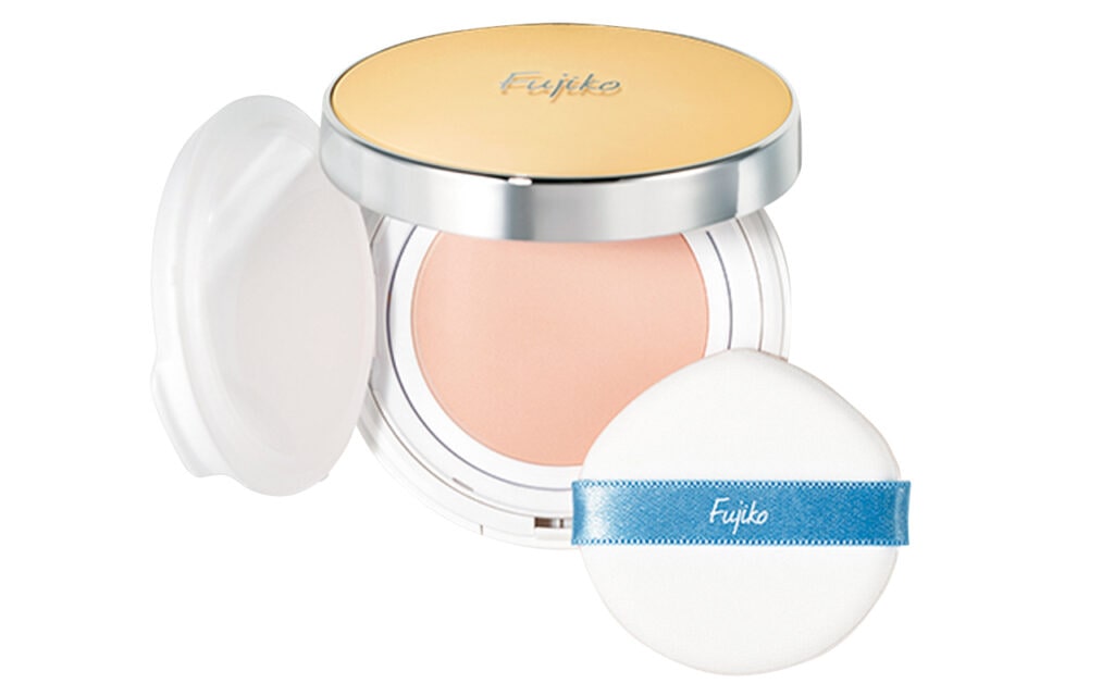 フジコ
あぶらとりウォーターパウダーNEO　SPF33・PA+++ 13g￥2530／かならぼ