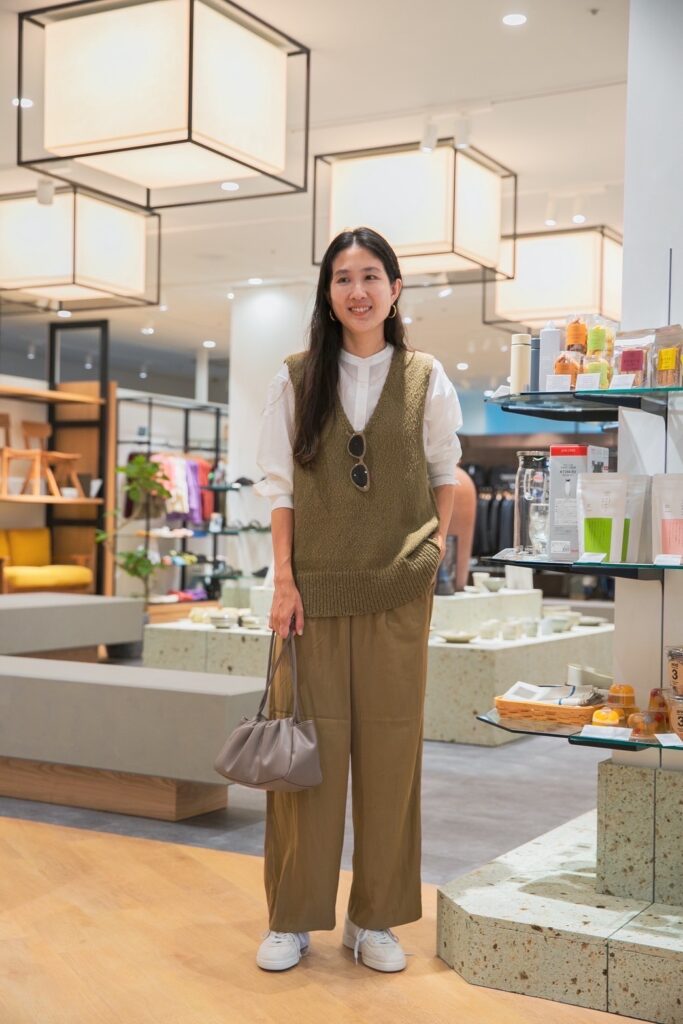 アーバンリサーチドアーズ　スタイリスト高橋美帆さん（仮データ）