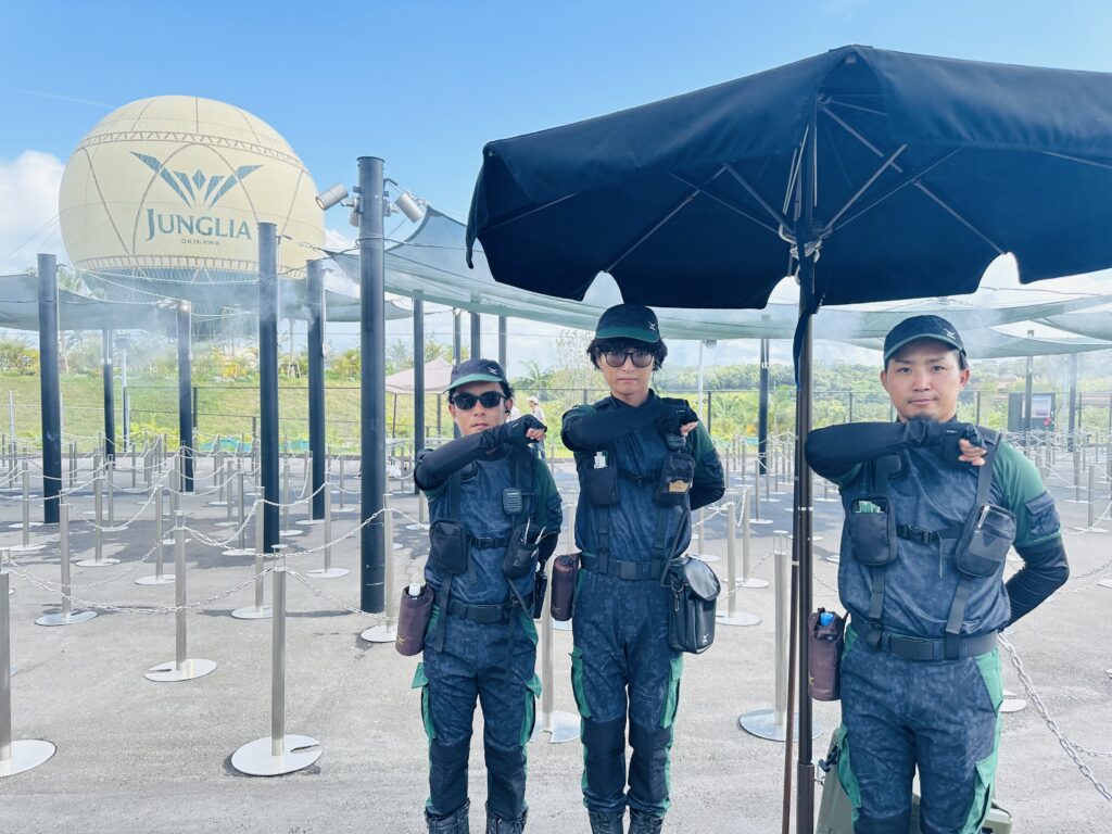 ジャングリアのダイナソーサファリのスタッフ