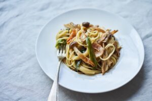 榎本美沙さん　たっぷりきのことねぎのお醤油パスタ