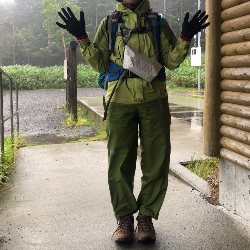 ノースフェイス　ゴアテックス　雨　山登り　登山　レインウェア
