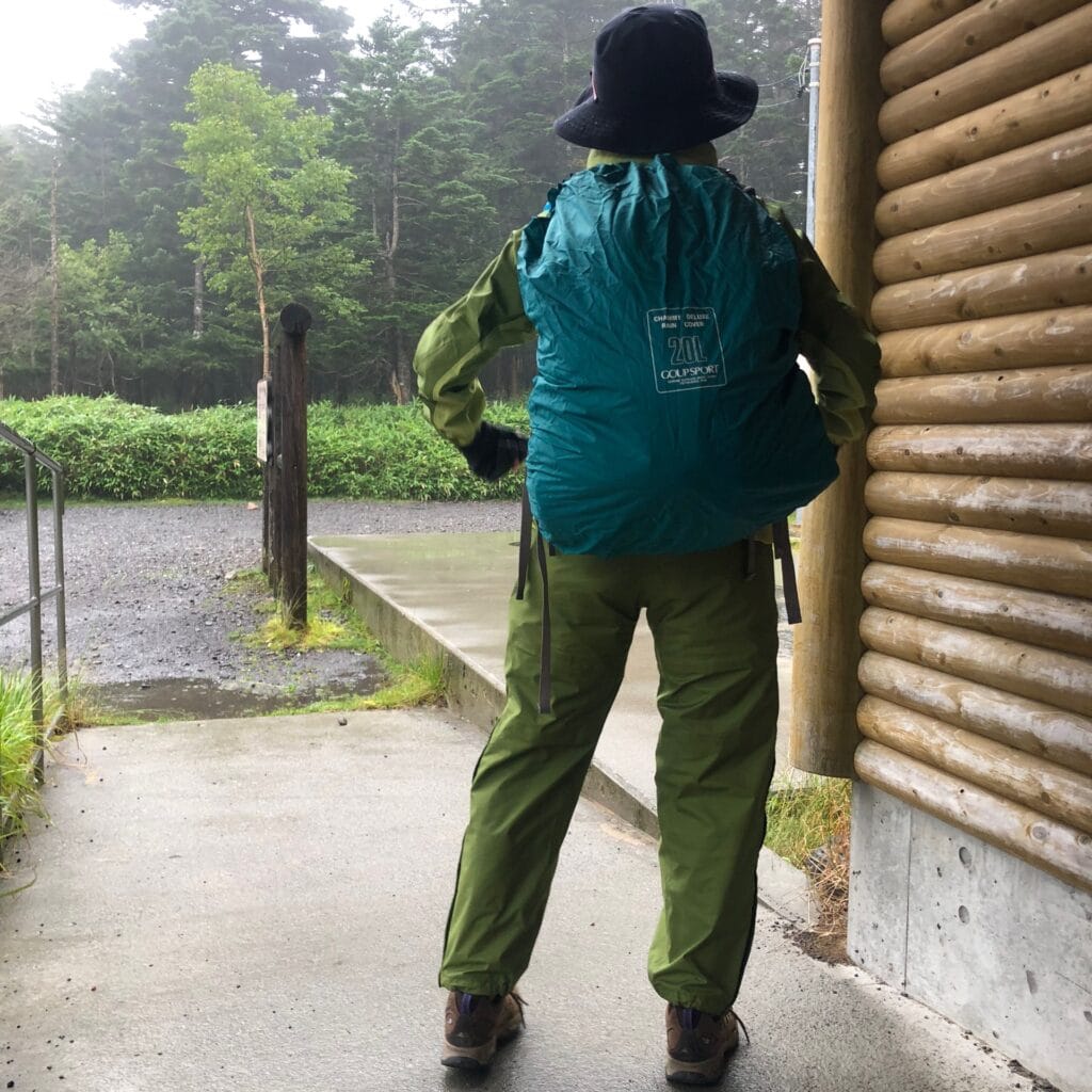 ノースフェイス　ゴアテックス　雨　山登り　登山　レインウェア