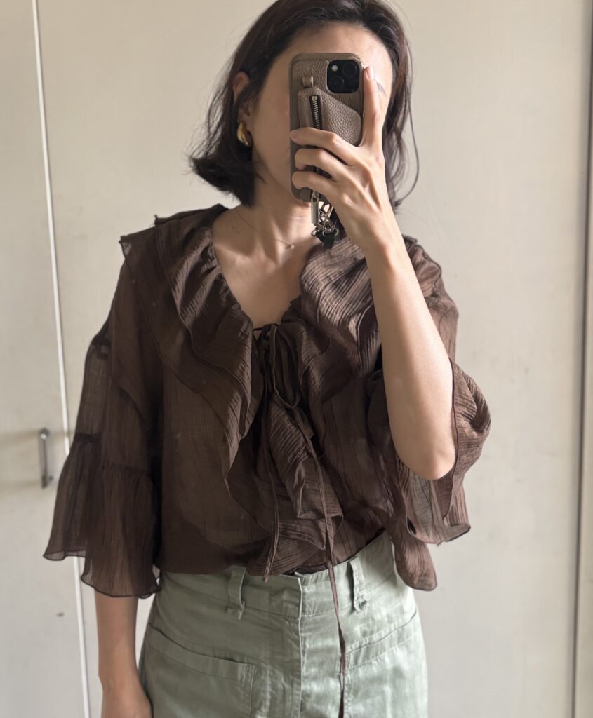 しまむらのシアートップス40代コーデ