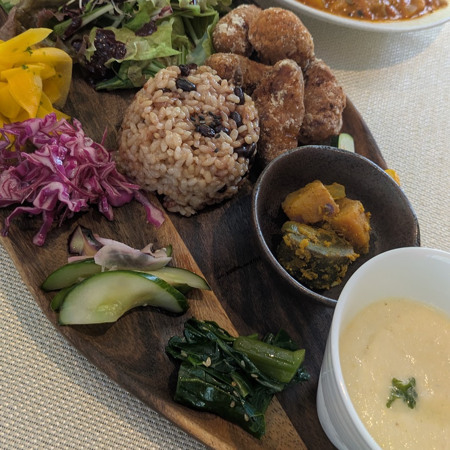 ヴィーガンメニュー　カフェ　アルキペラゴ