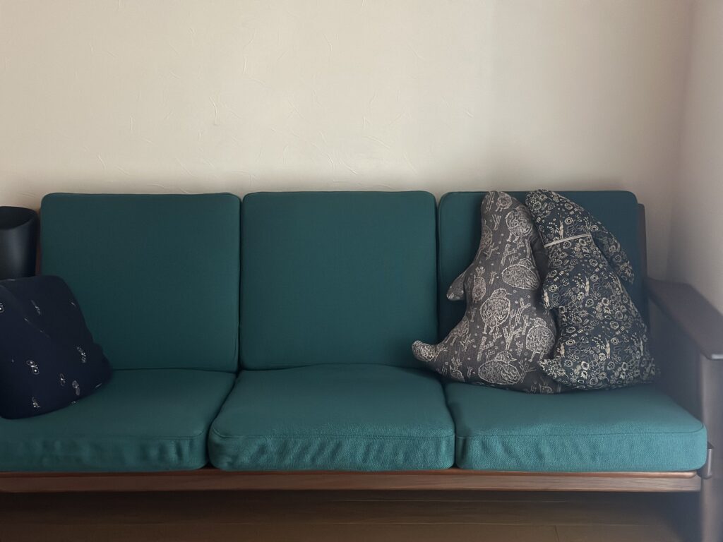 Hans J Wegner（ハンス・J・ウェグナー）　ソファ　３シーター