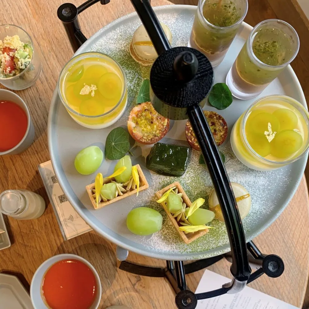 CHAVATY　ヴァイタルサマー・アフタヌーンティー　最上段