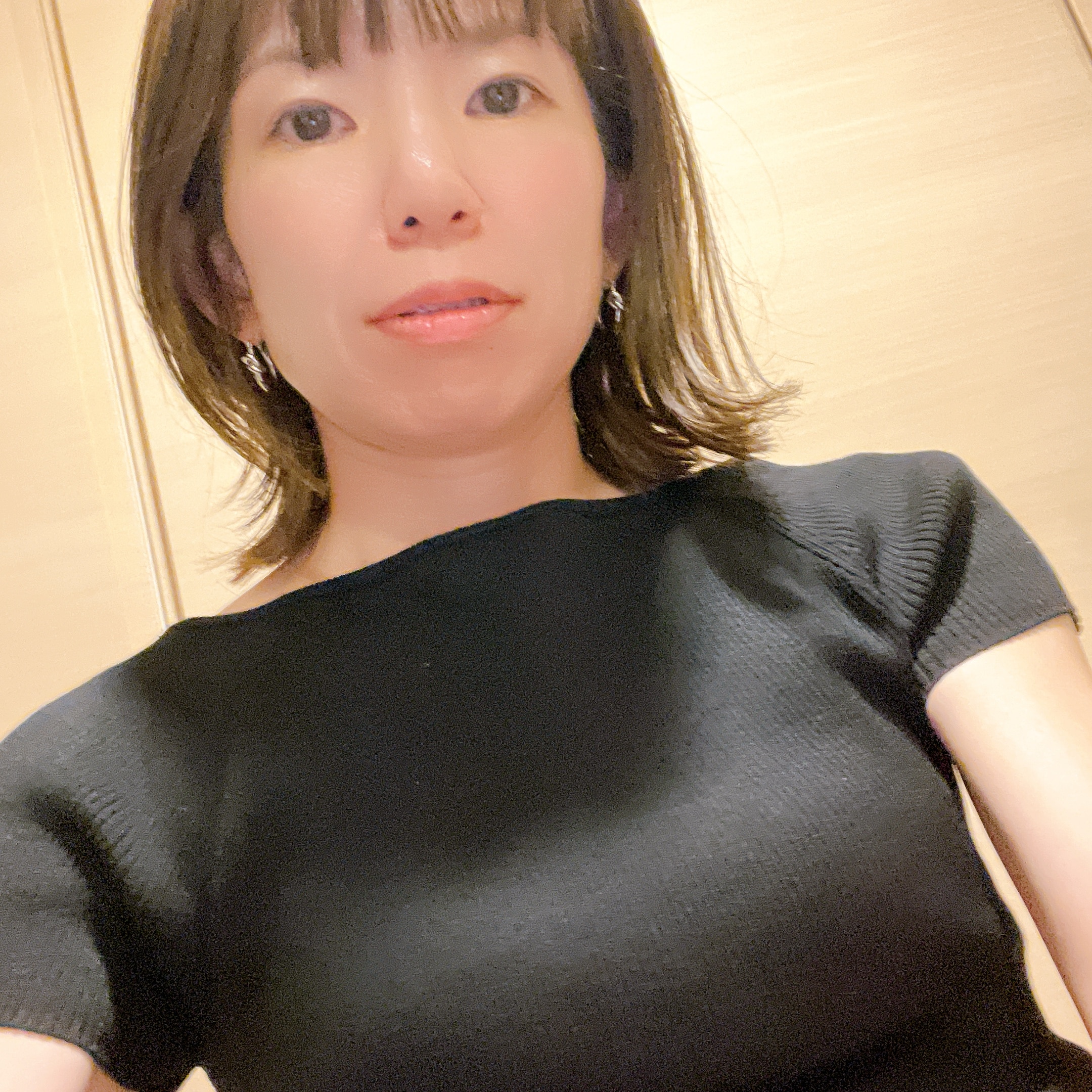 リブニットボートネックプルオーバー