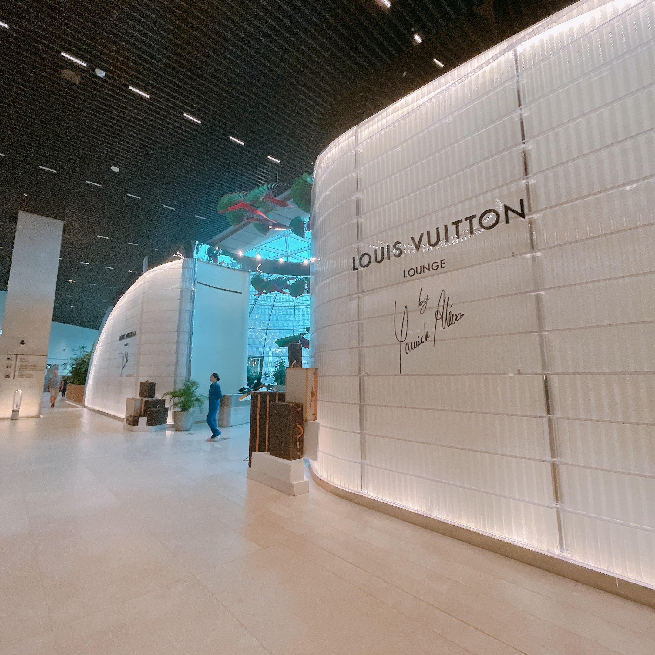 ドーハ　ヴィトンラウンジ