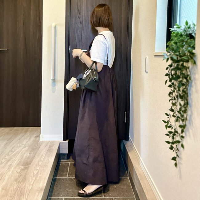 MAQWEL(マクウェル)のソフトタフタワンピース