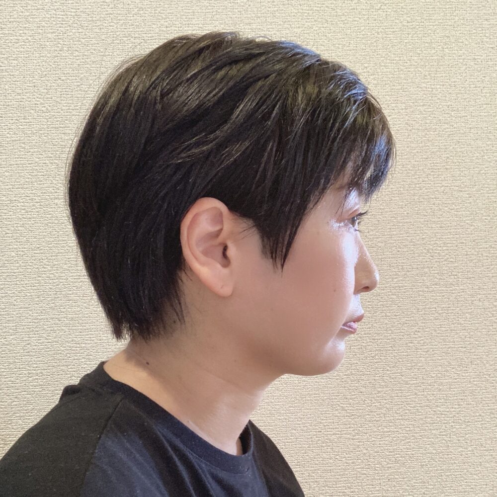 ショートヘア　カット後　黒髪