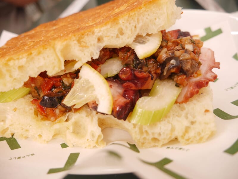 カフェ　ランチ　サンドイッチ