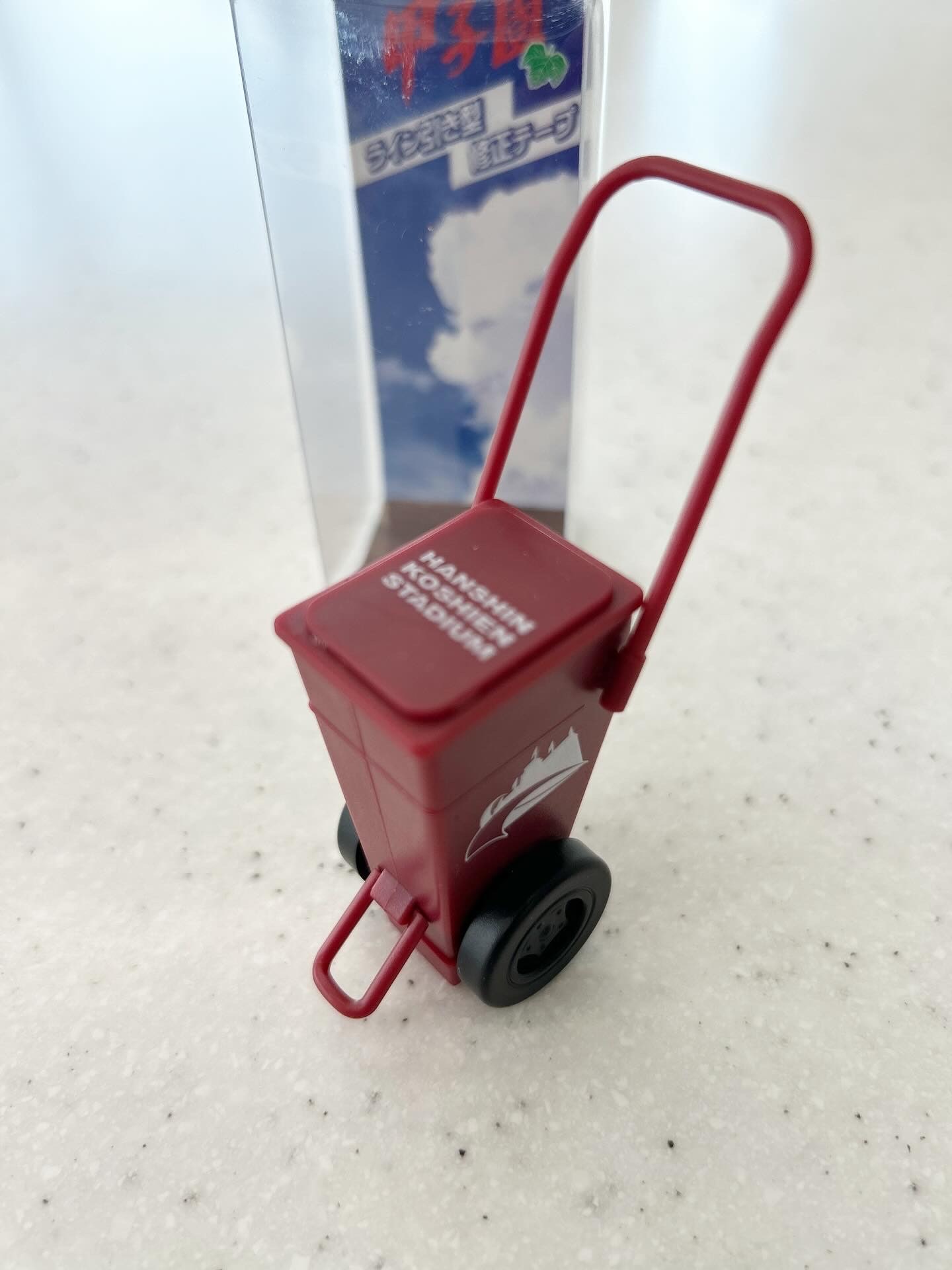 阪神甲子園球場お土産　ライン引き修正テープ