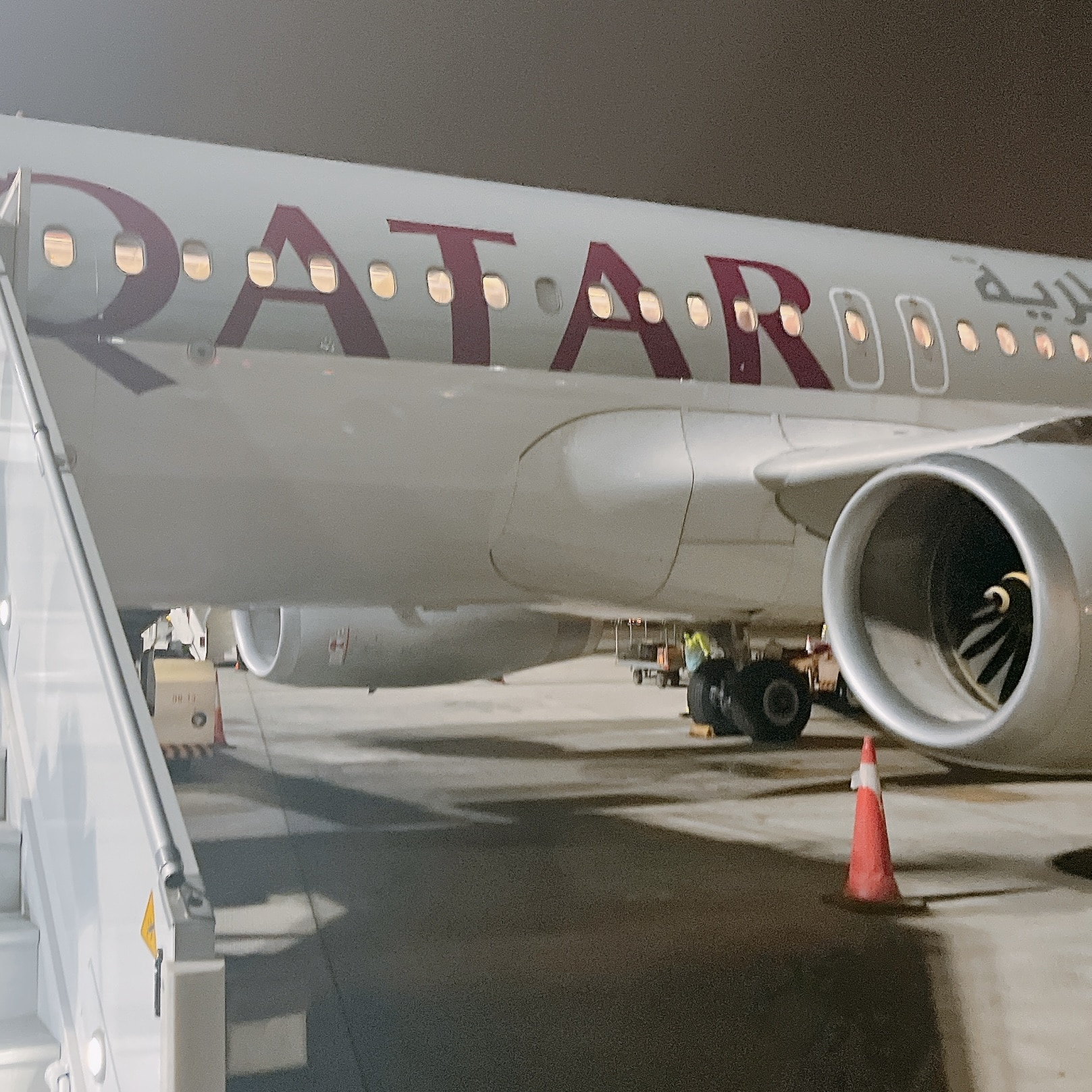 カタール航空　飛行機