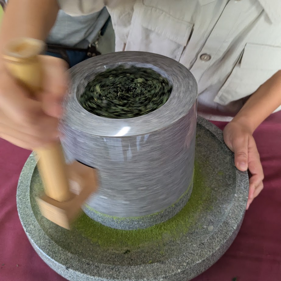 子供用　石臼　抹茶