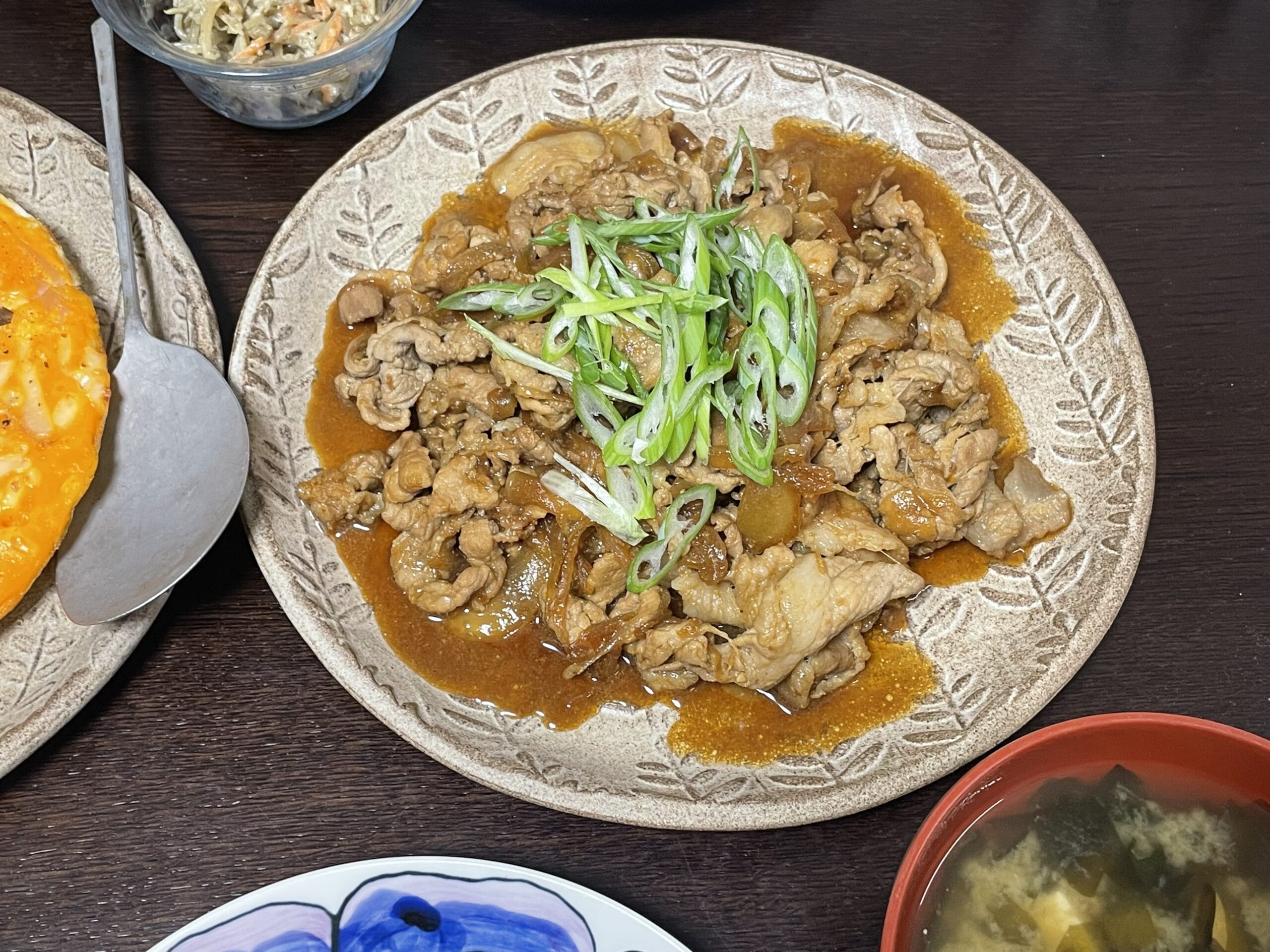 コウケンテツさんのレシピ「とろとろ玉ねぎと牛肉のしょうゆ炒め」を40代主婦が作ってみた写真。
