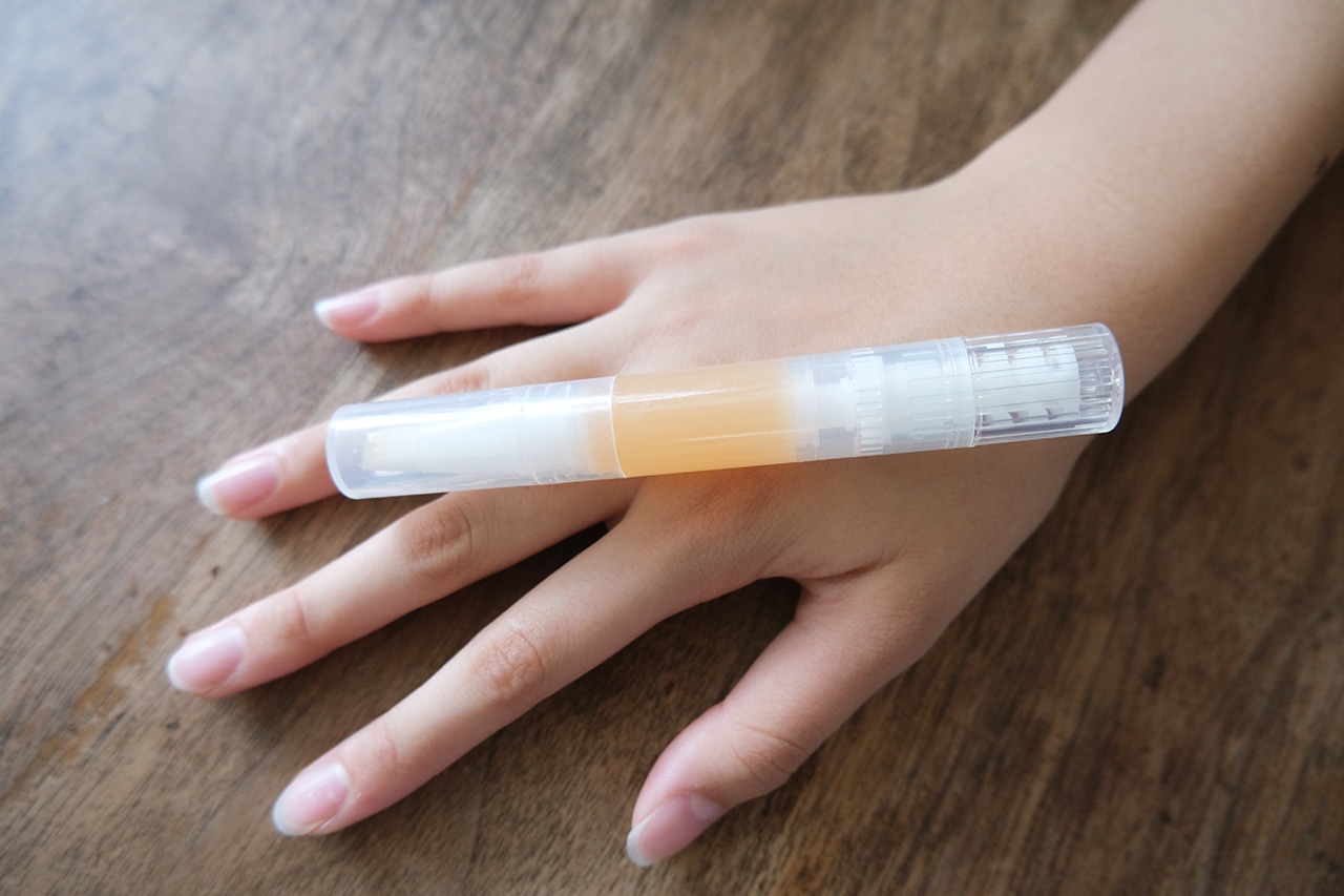 ネイルケアオイル(890円)