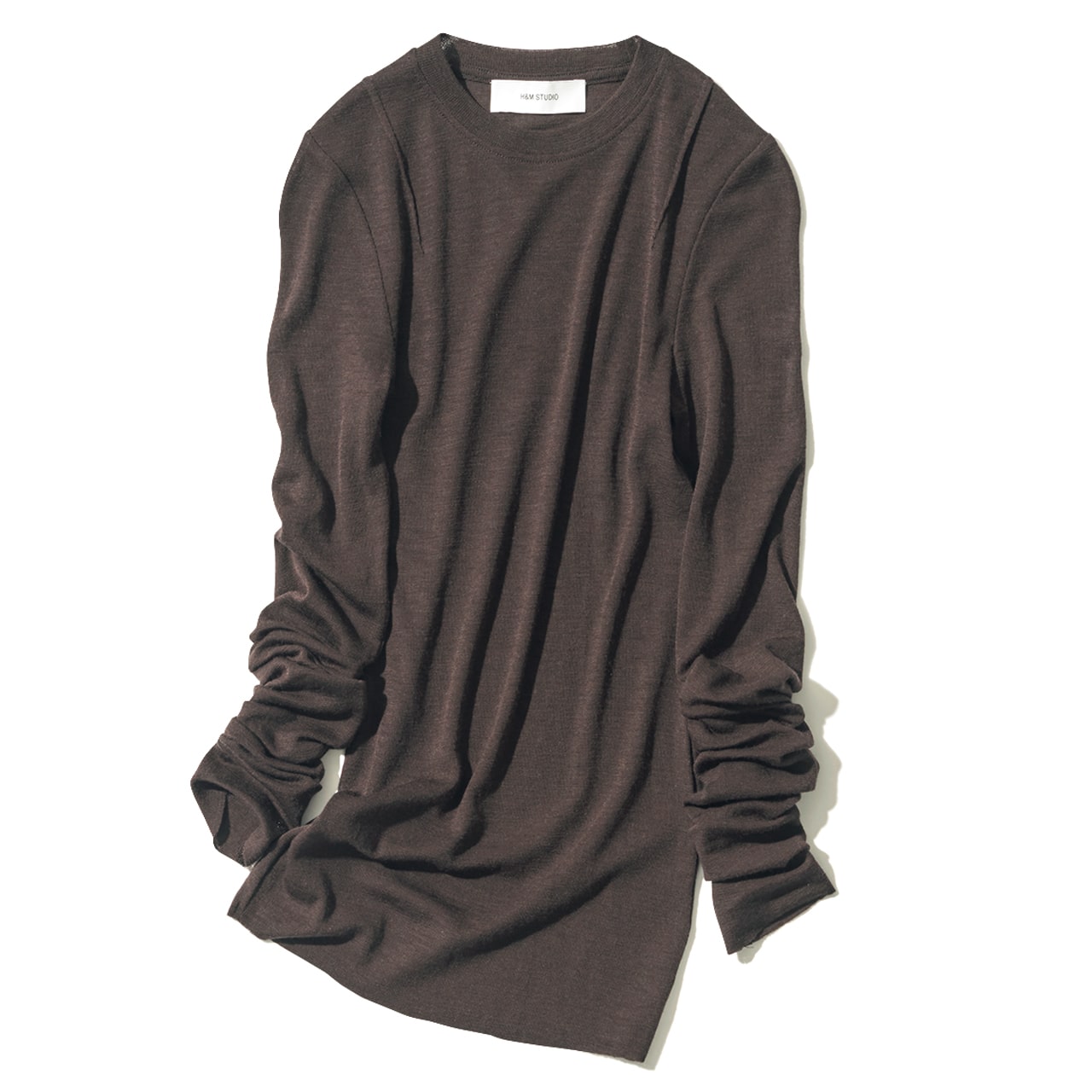 5.【H&M（エイチアンドエム）】「H&M STUDIO」のニット　￥6999