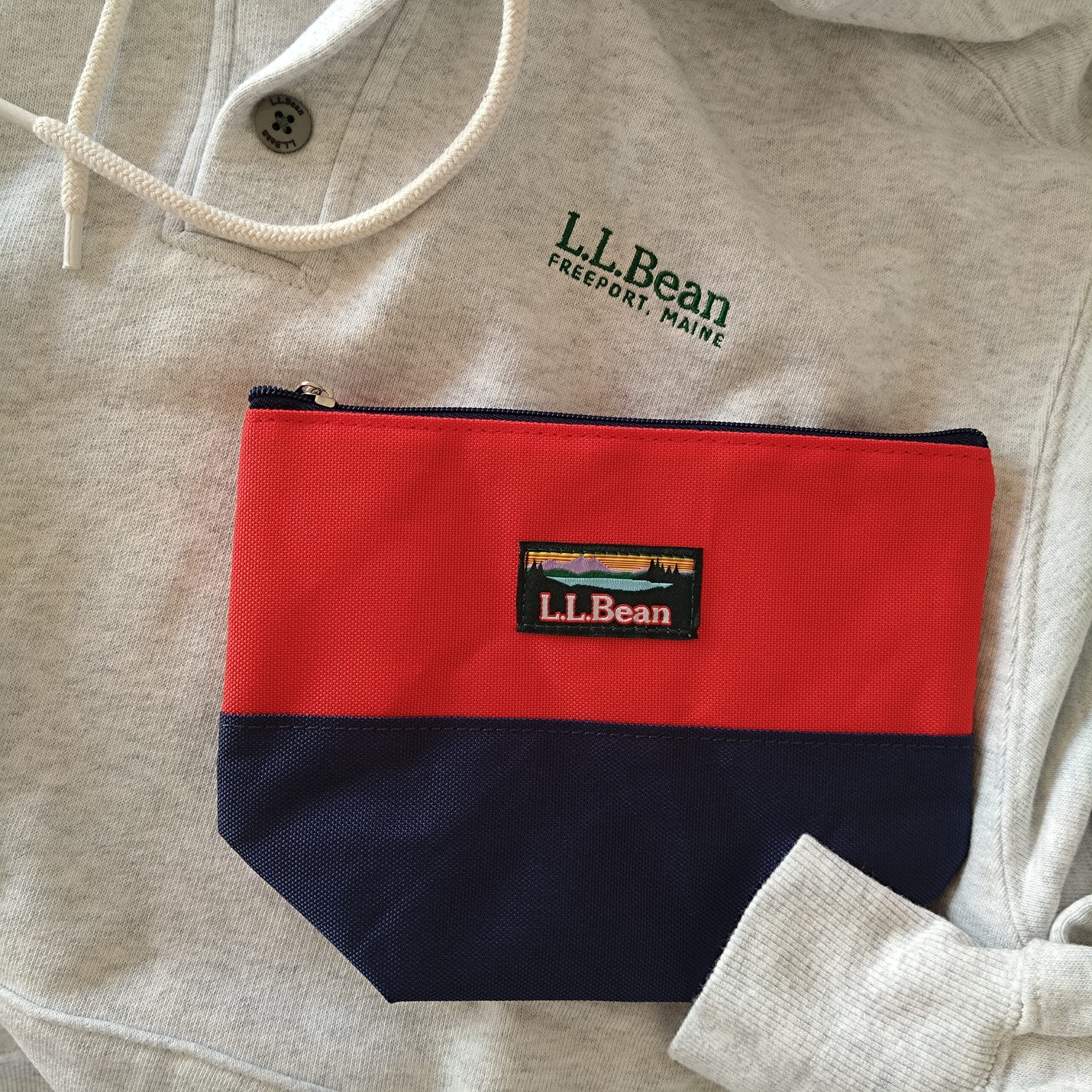 【未使用】激レア♪LOEWE x John Allen コラボポーチ➕保存袋 累計1200個販売！／販売1か月経過しても勢いそのまま！L.L.Bean