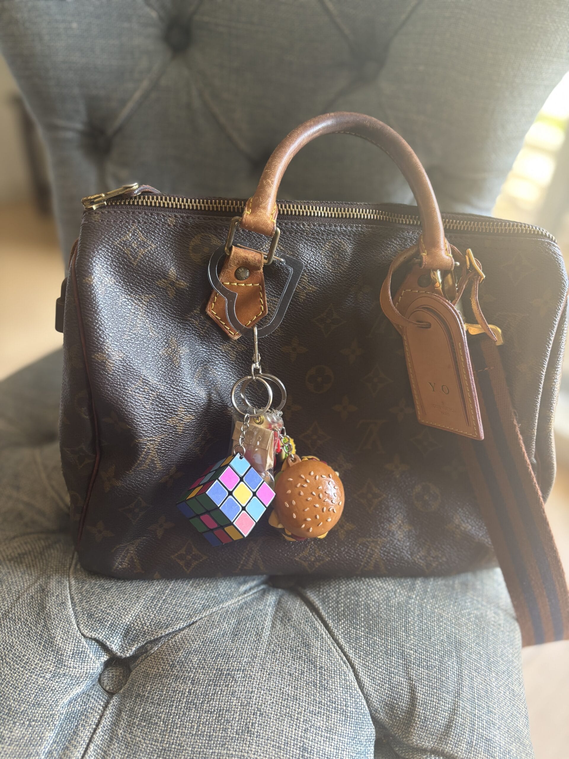 ルイヴィトン バッグチャーム 鞄に付けて高級感アップ 付ける