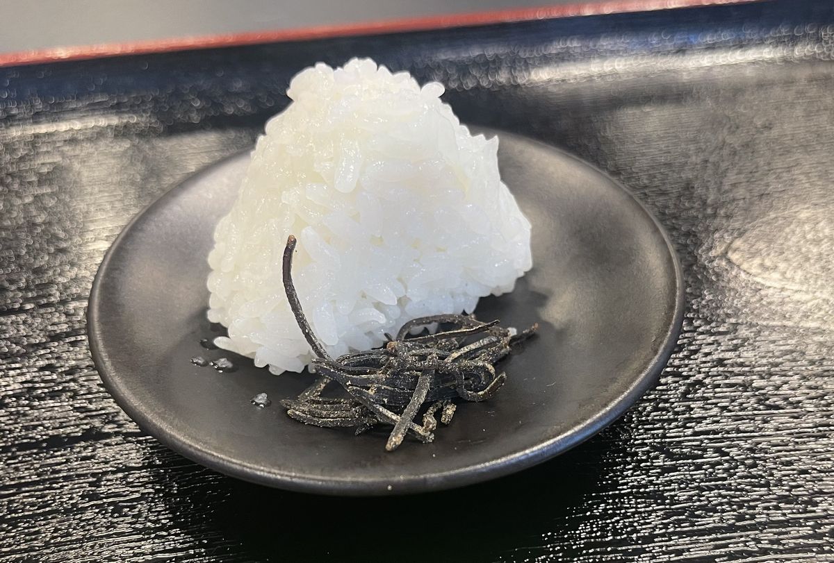 タイガー魔法瓶「土鍋圧力IHジャー炊飯器 炊きたて 土鍋ご泡火炊きJRX-S100」　おにぎりモード