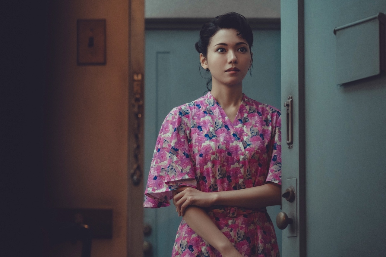 『遠い山なみの光』