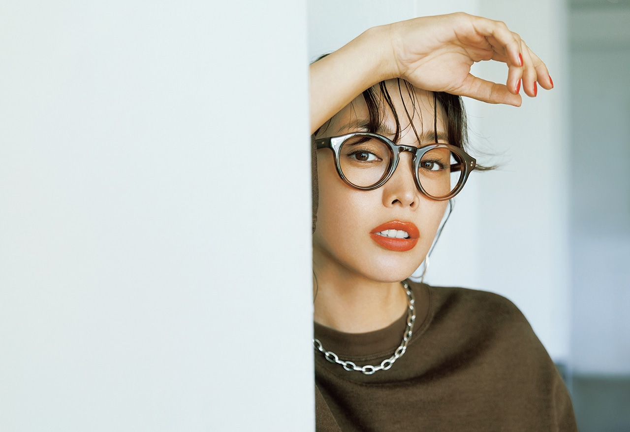 蛯原友里さん　靴￥33000／フットインダストリー カスタマー（フットインダストリー）　のコーデ