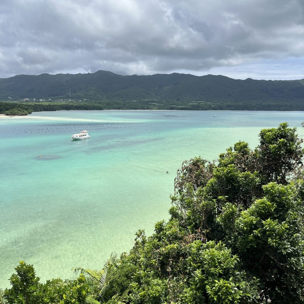 川平湾　石垣島　グラスボート