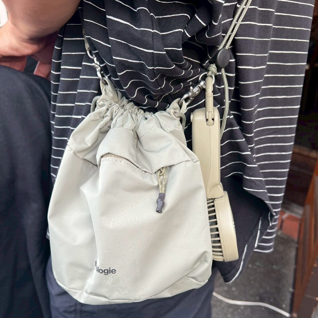 トポロジー　巾着バッグ　カーキ