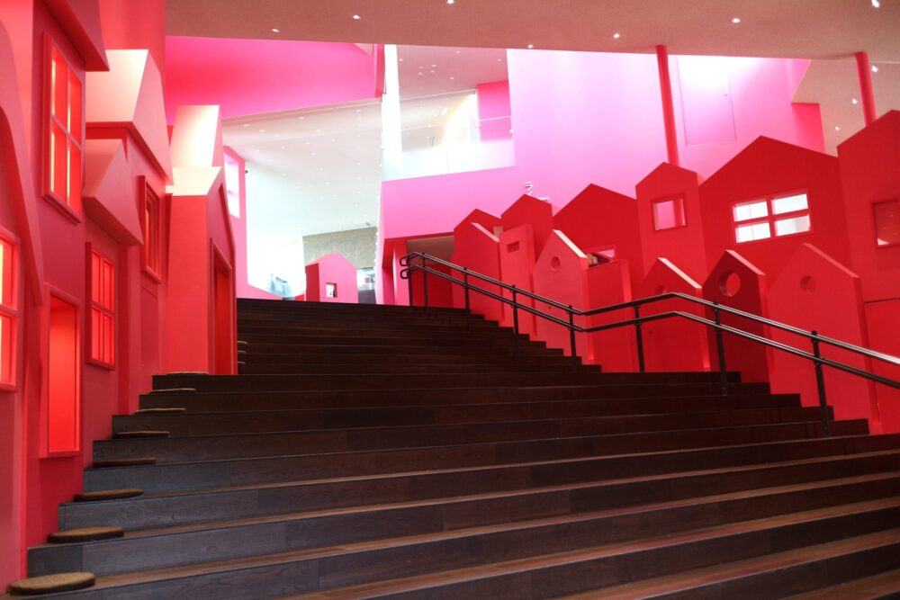 角野栄子 魔法の文学館