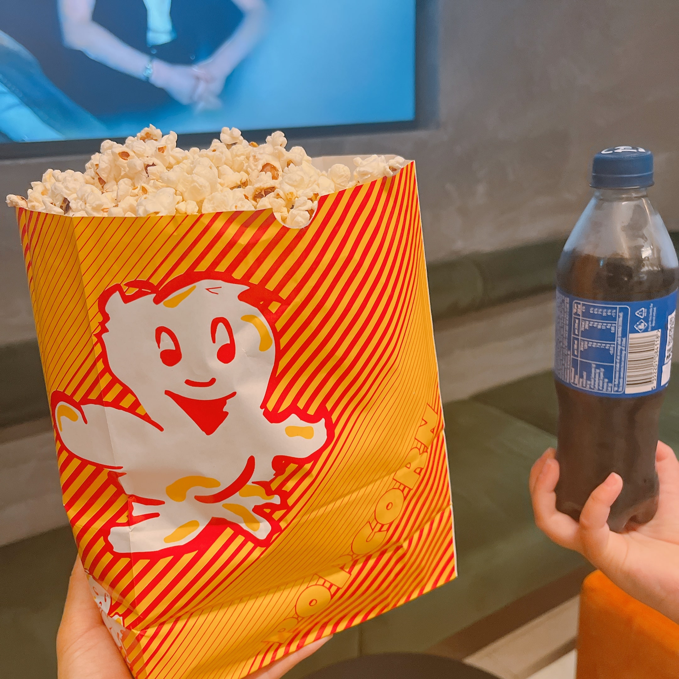 マルタ　映画館　ポップコーン