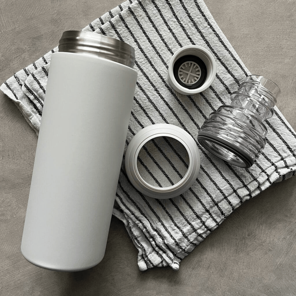 無印良品「ステンレス 炭酸にも使える保冷ボトル」パーツ分解したところ