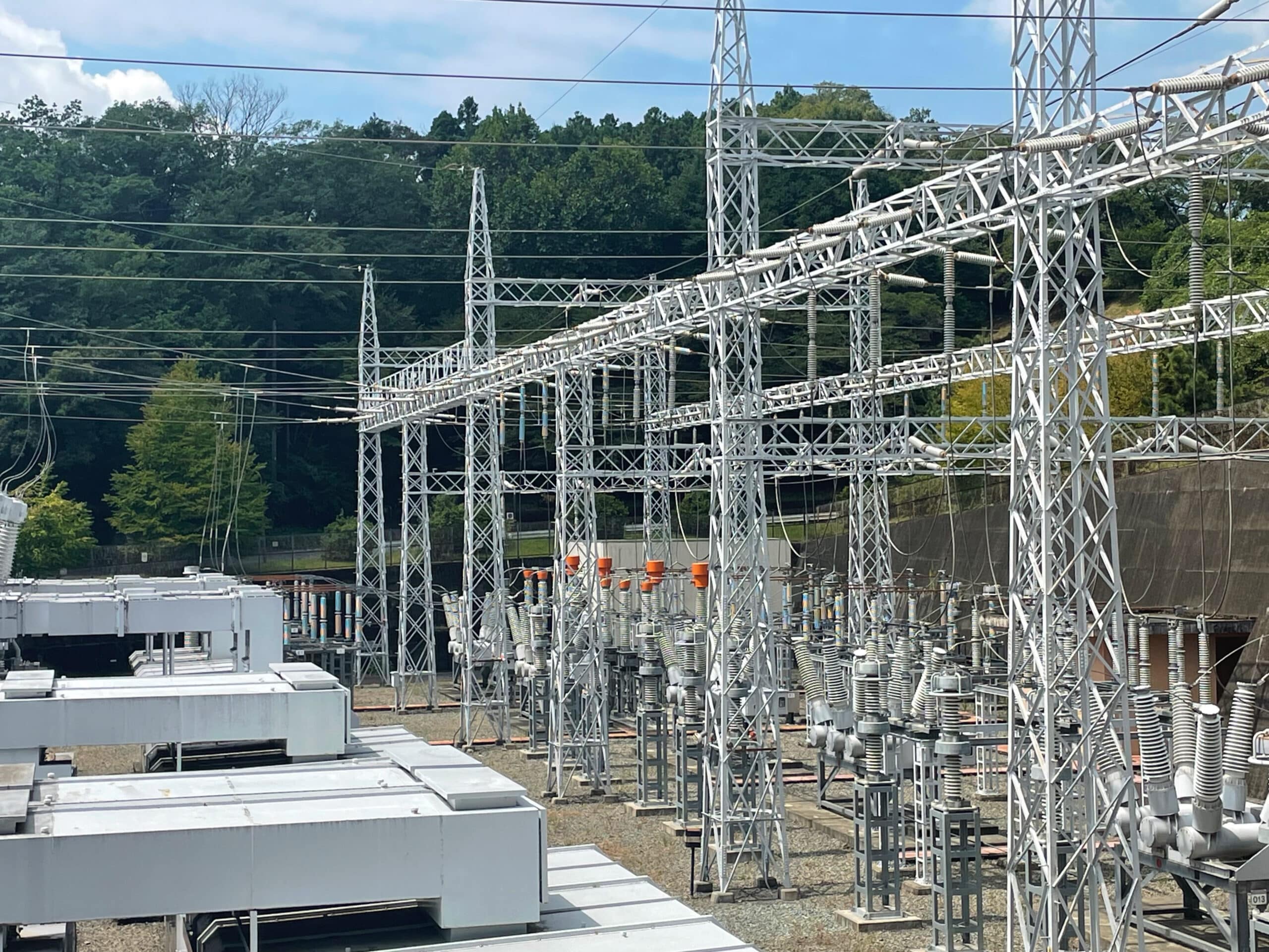 城山発電所の鉄塔