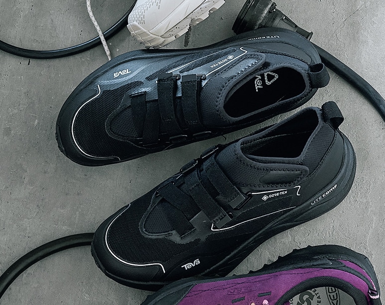 【WOMEN'S TRAILWINDER MID GORE-TEX HIKING SHOE】￥25300／デッカーズジャパン（テバ）　