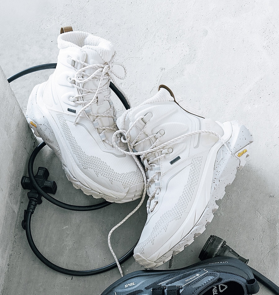 【KAHA 2 FROST GTX】￥46200／デッカーズジャパン（ホカ®）　