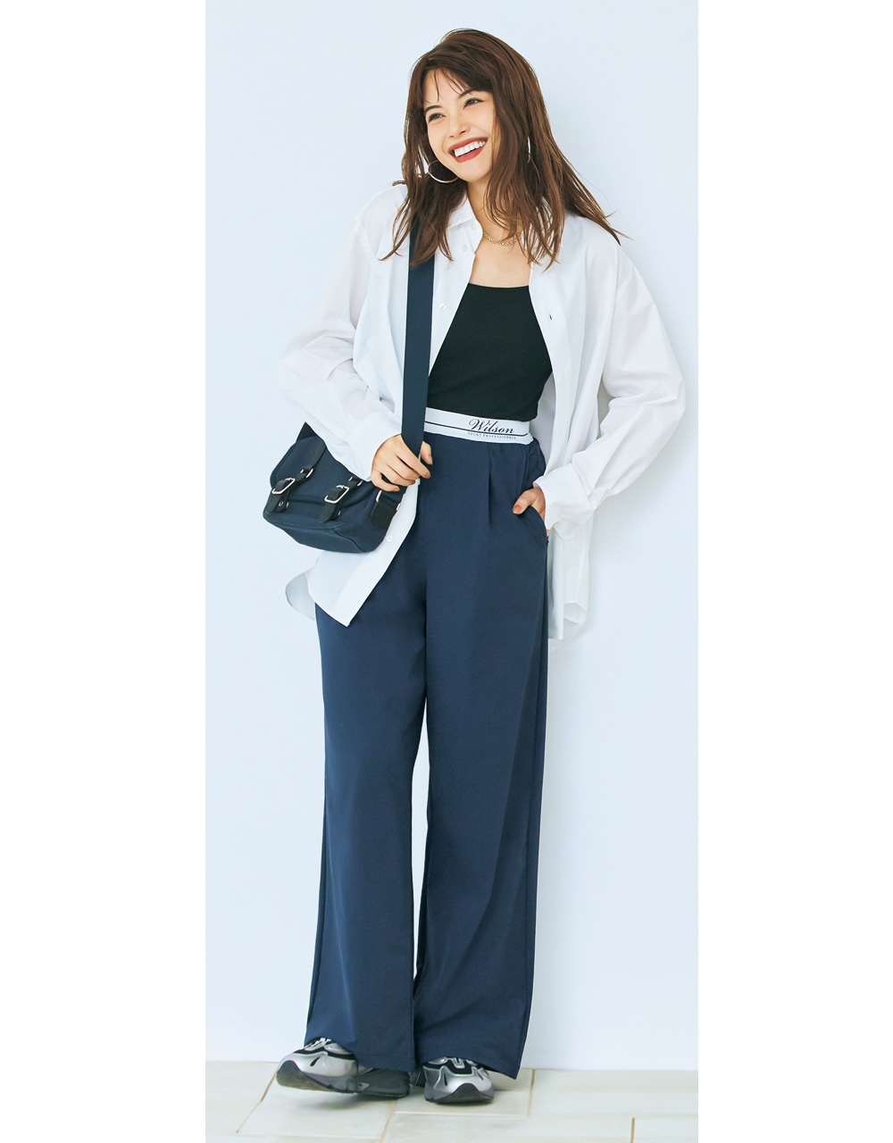  Wilsonのラインパンツコーデ 垣内彩未さん