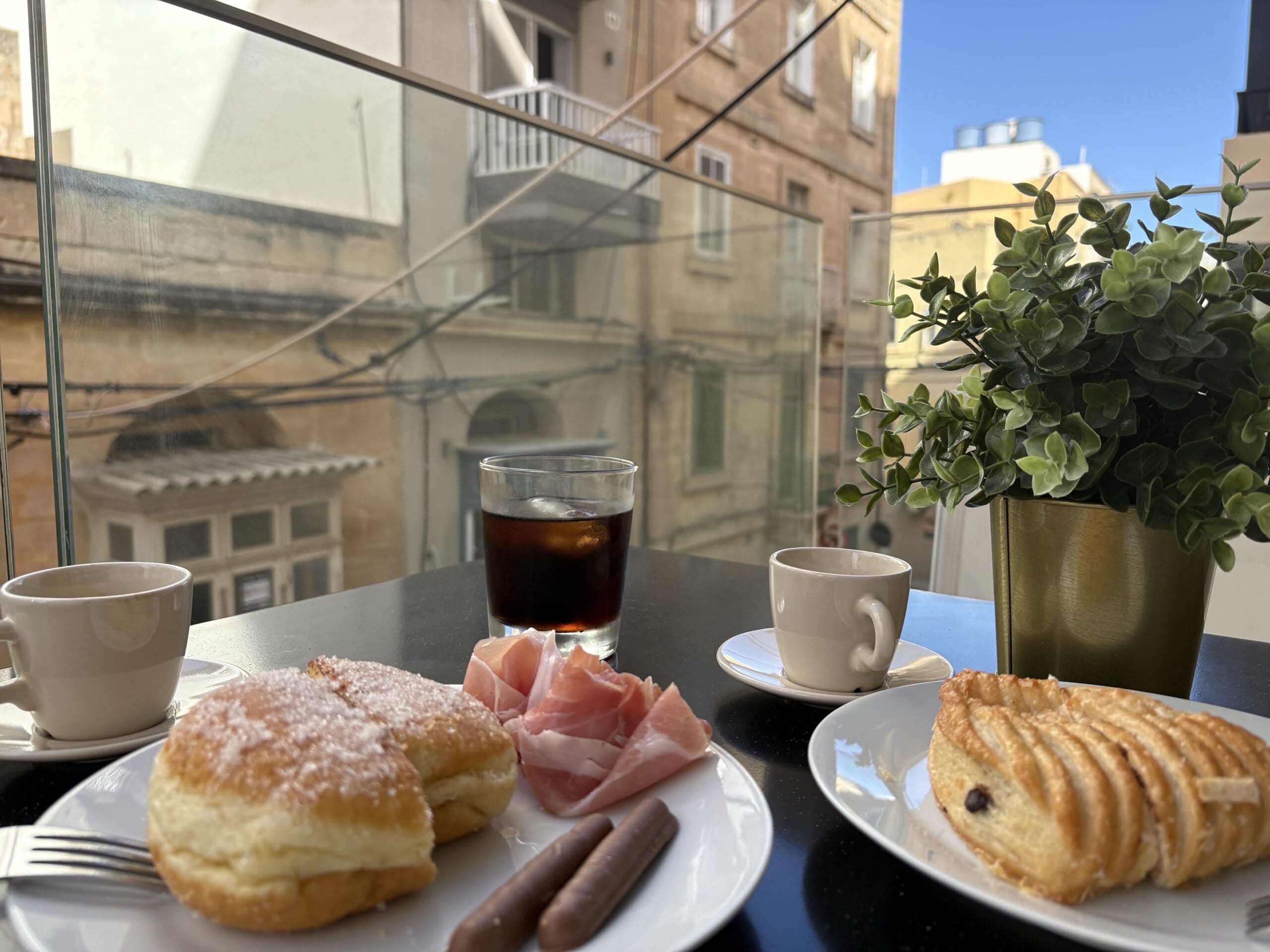 マルタ　アパート　ブランチ