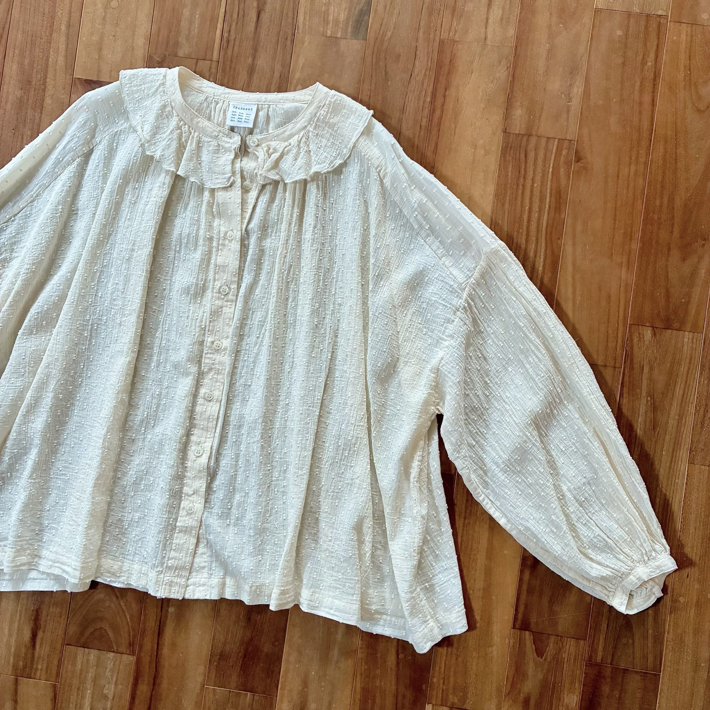 LEEマルシェ　12closet コットンカットボイル衿フリルブラウス