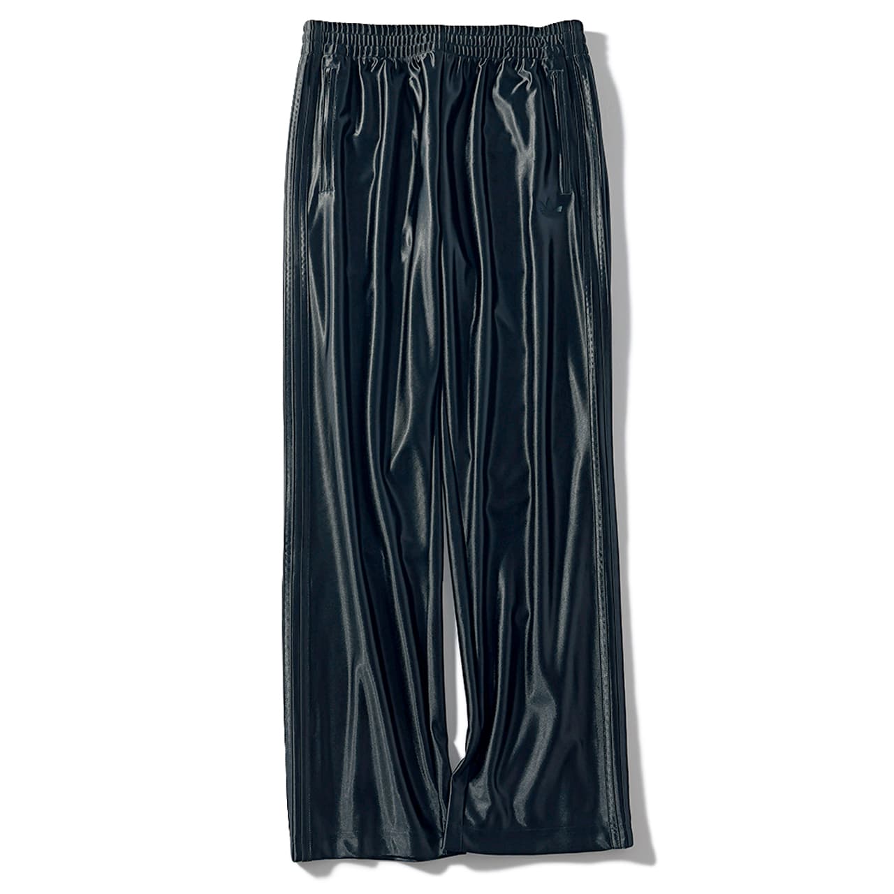 4.【adidas Originals（アディダス オリジナルス）】のトラックパンツ　￥13200