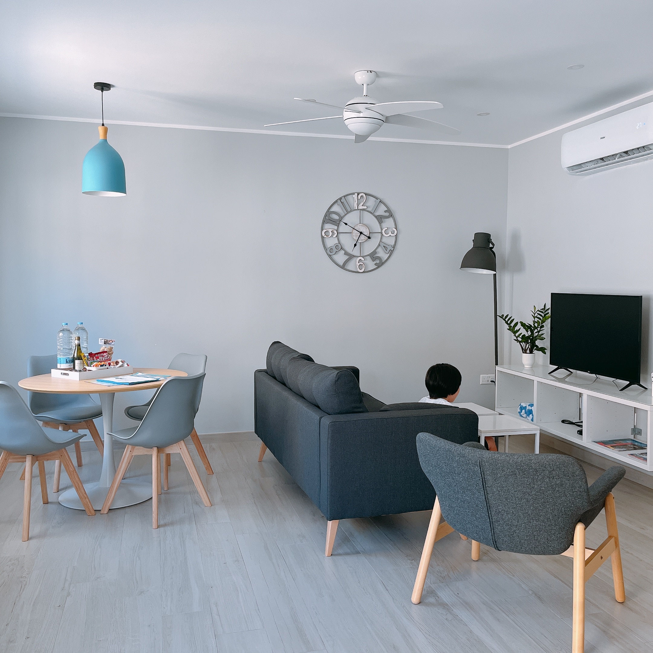 マルタ　アパート　リビング