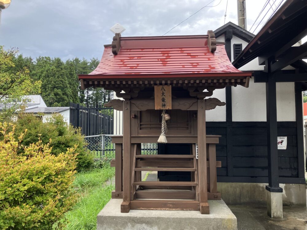 湧水亭
八大竜神